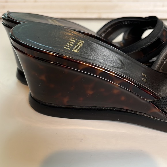 Stuart Weitzman tortoise wedge sandals - Picture 4 of 9